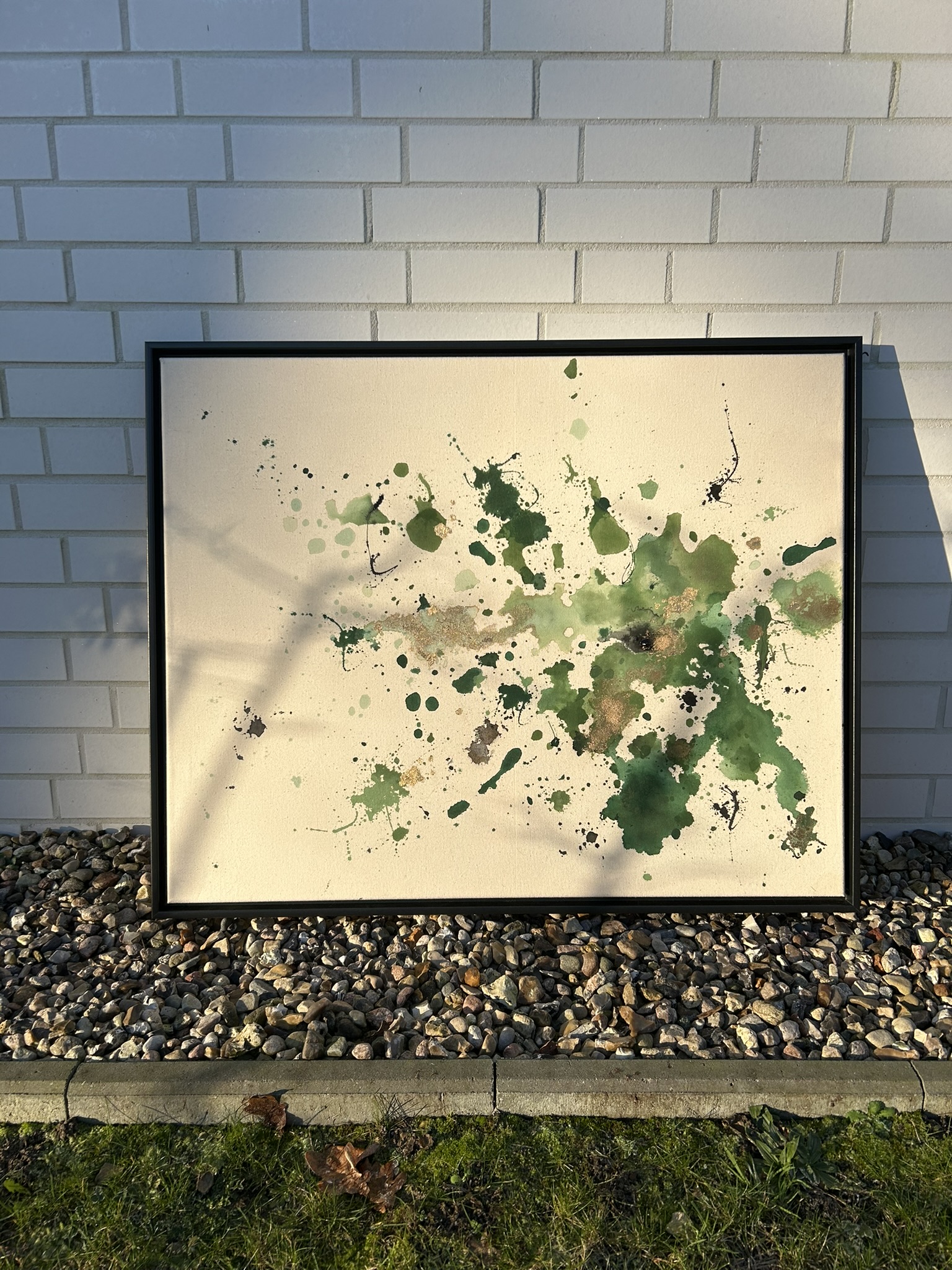 Waldbaden, 2024, Acryl und Gold auf roher Baumwollleinwand
